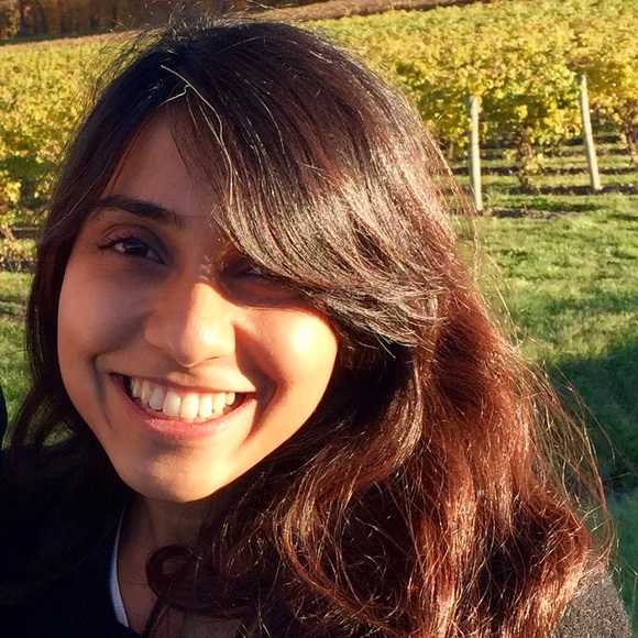 Meet your Posher, Nithya - Picture 1 of 1